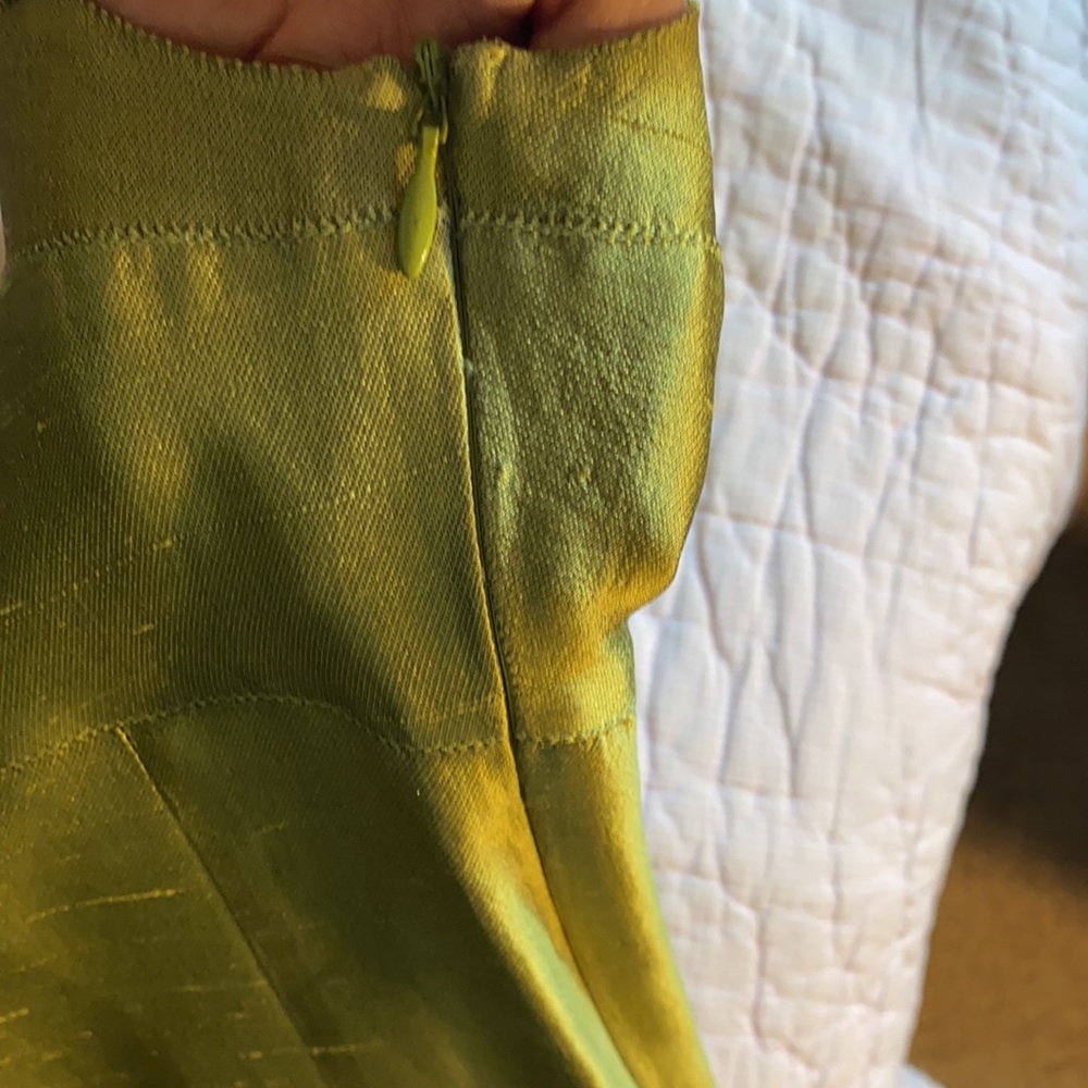 Cocktail Summer Olive Dress. 100% silk. - Picture 6 of 7